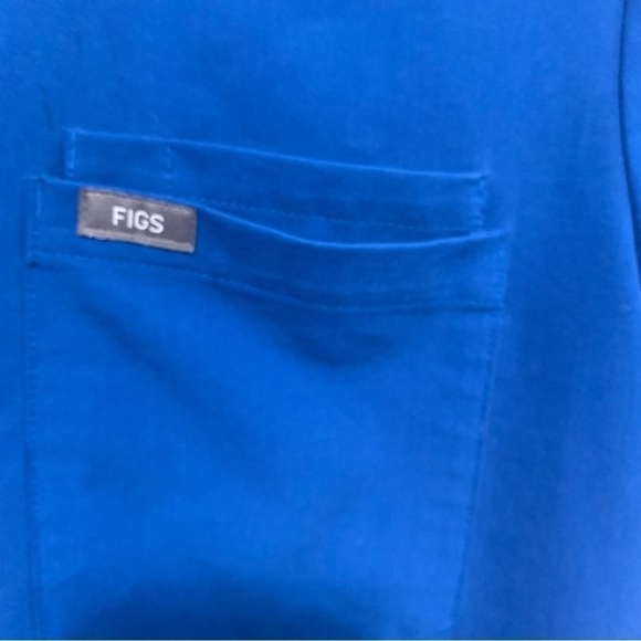 Figs Leon Three Pockets Technical Collection Men’s Blue Short Sleeve Scrub Top - Picture 3 of 6